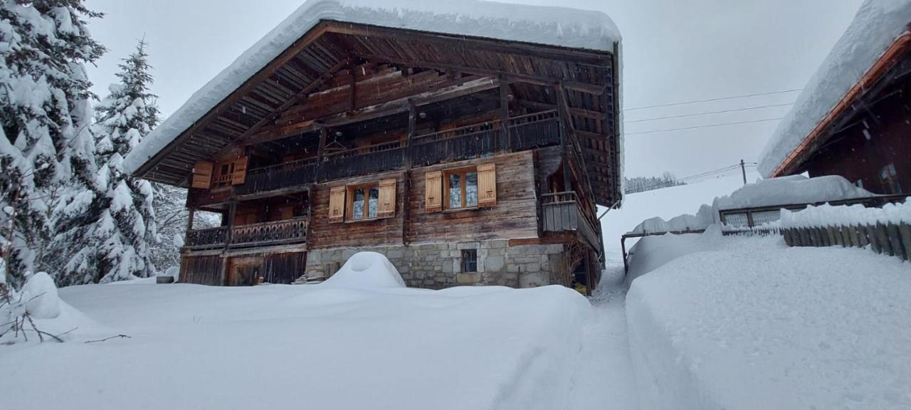 Lachat Appartement En Chalet Typique Le Grand-Bornand Exteriör bild